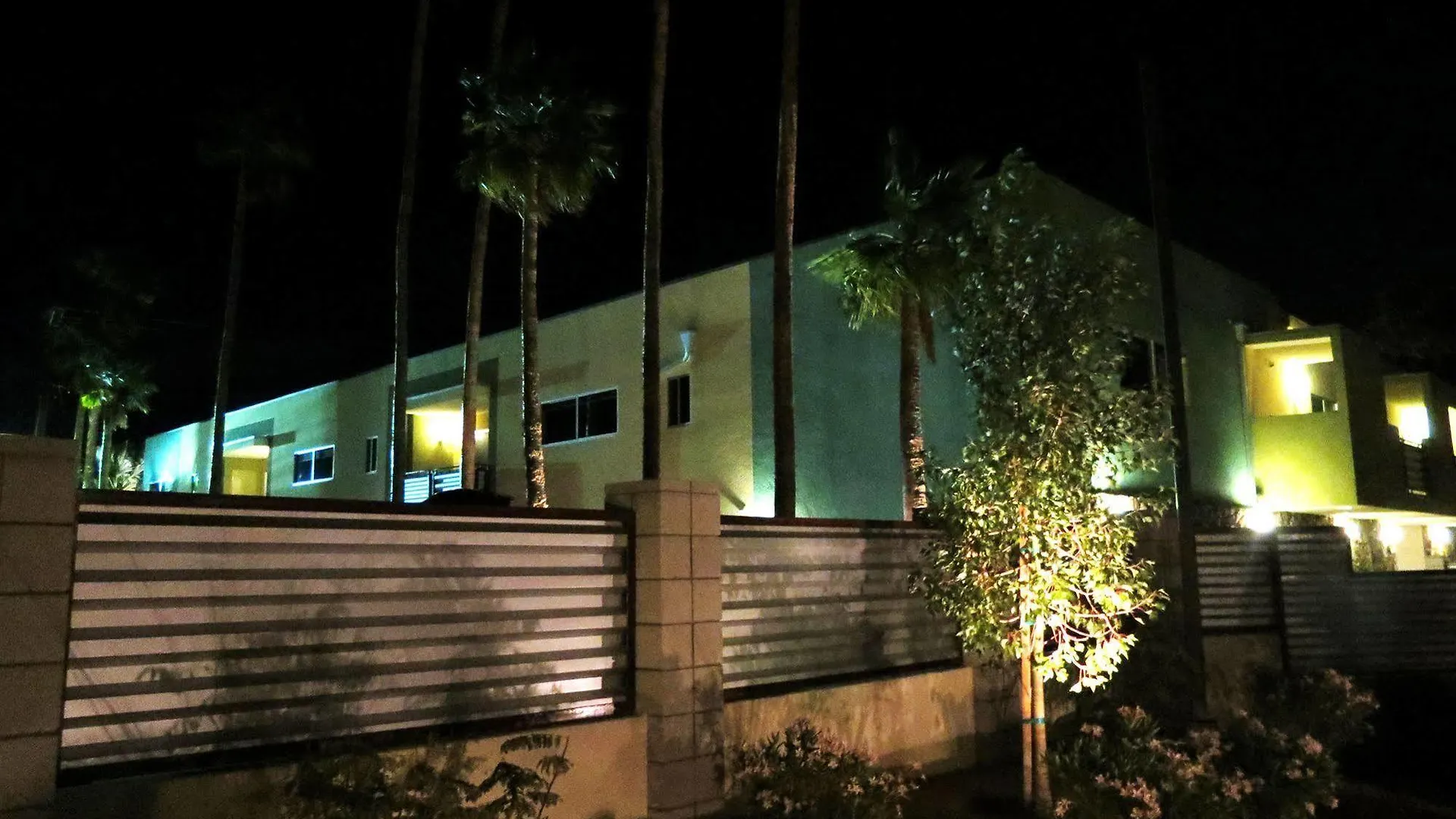 Residenza San Lorenzo Palm Springs 4*,